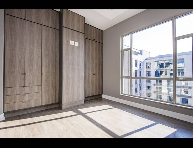 2 BEDROOM PENTHOUSE FOR SALE IN ROSEBANK